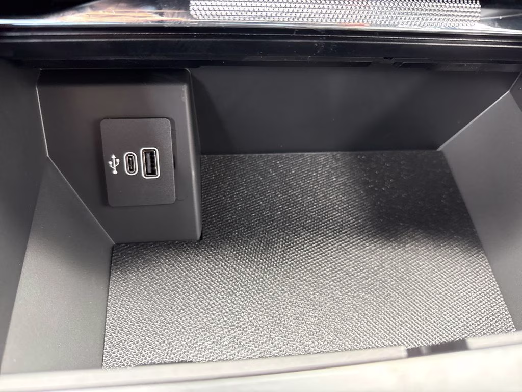 2026 Agate Black Metallic Ford F-150 Lariat 4X4 Truck