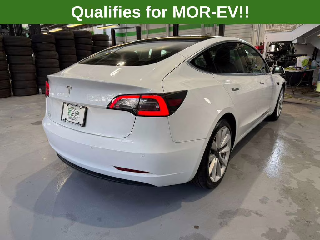 2020 Pearl White Multi-Coat Tesla Model 3 Standard RWD Sedan