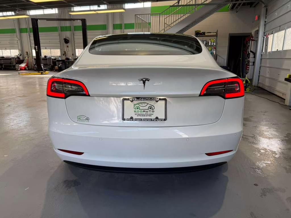 2020 Pearl White Multi-Coat Tesla Model 3 Standard RWD Sedan