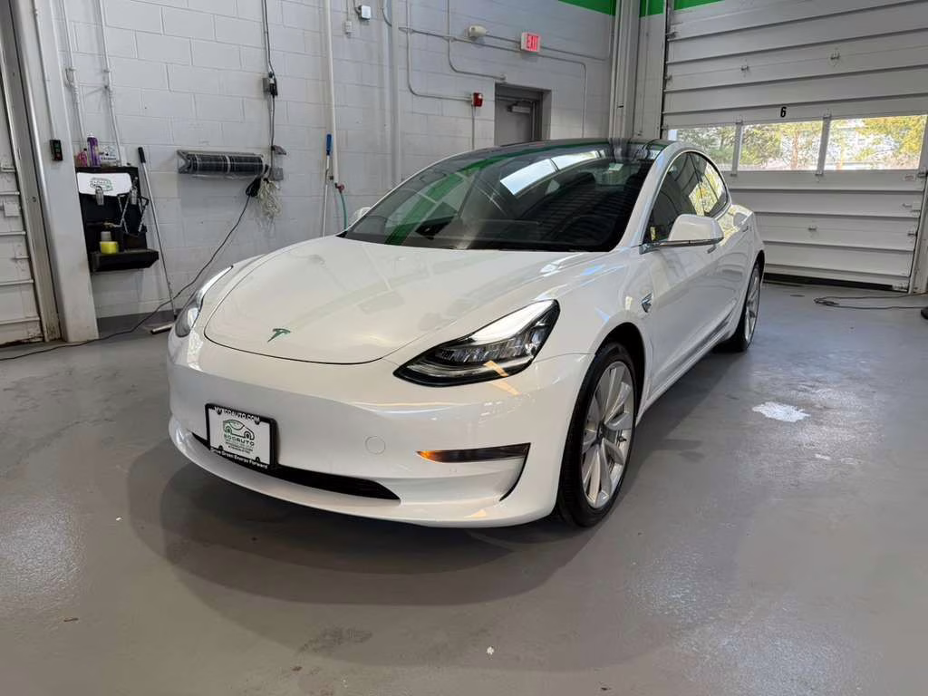 2020 Pearl White Multi-Coat Tesla Model 3 Standard RWD Sedan