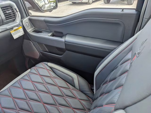 2026 Avalanche Ford F-150 XLT 4X4 Truck