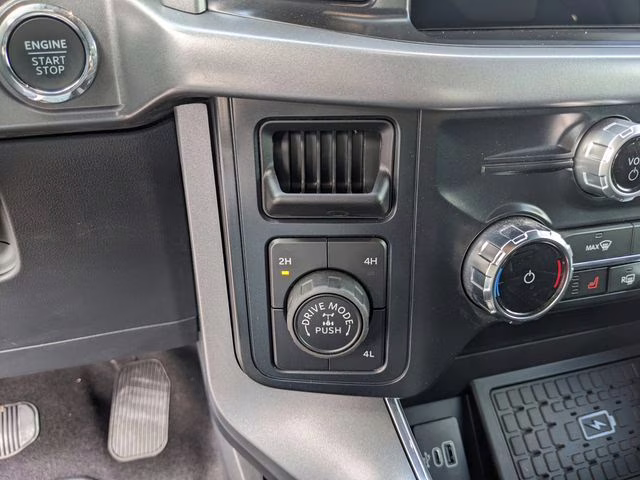 2026 Avalanche Ford F-150 XLT 4X4 Truck