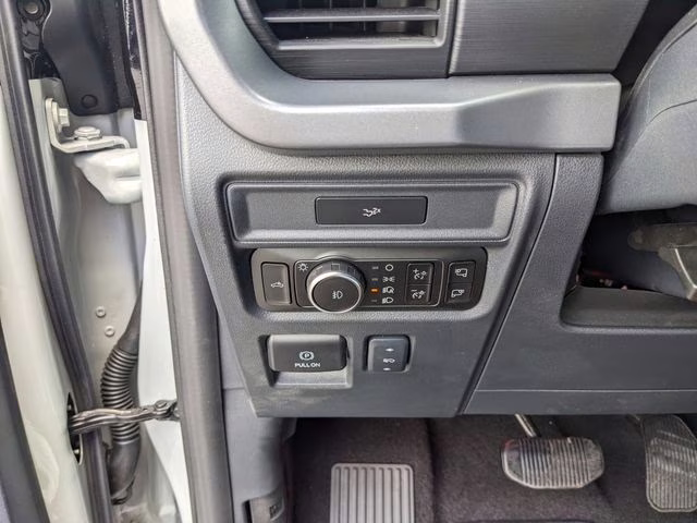 2026 Avalanche Ford F-150 XLT 4X4 Truck
