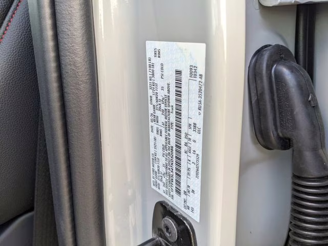 2026 Avalanche Ford F-150 XLT 4X4 Truck
