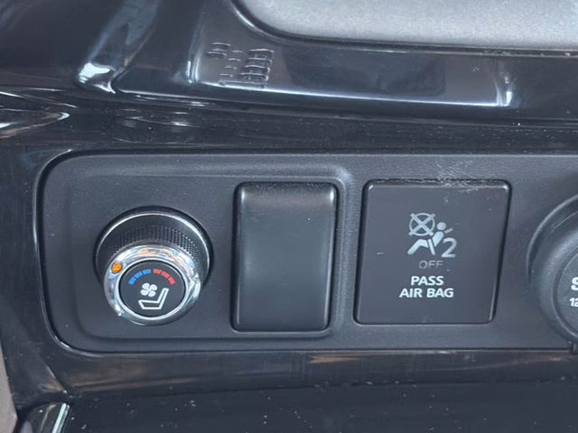 2019 Pearl White Tricoat Nissan Armada Platinum RWD SUV