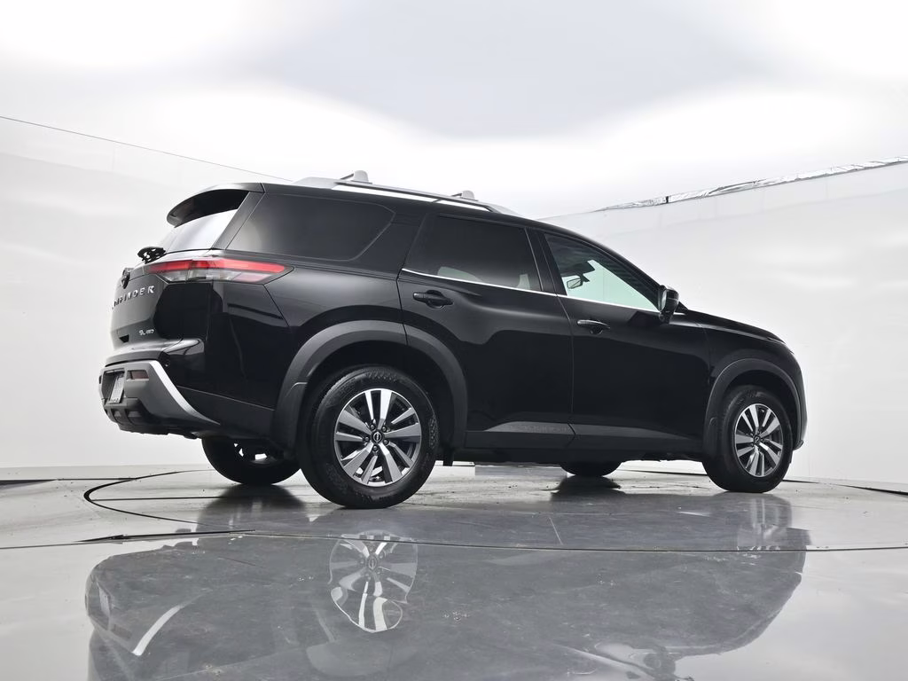 2025 Super Black Nissan Pathfinder SL 4X4 SUV