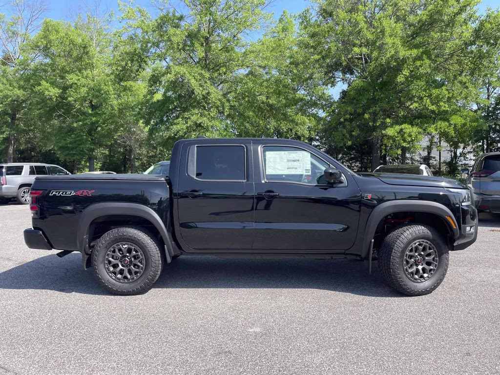 2026 Super Black Nissan Frontier PRO-4X 4X4 Truck