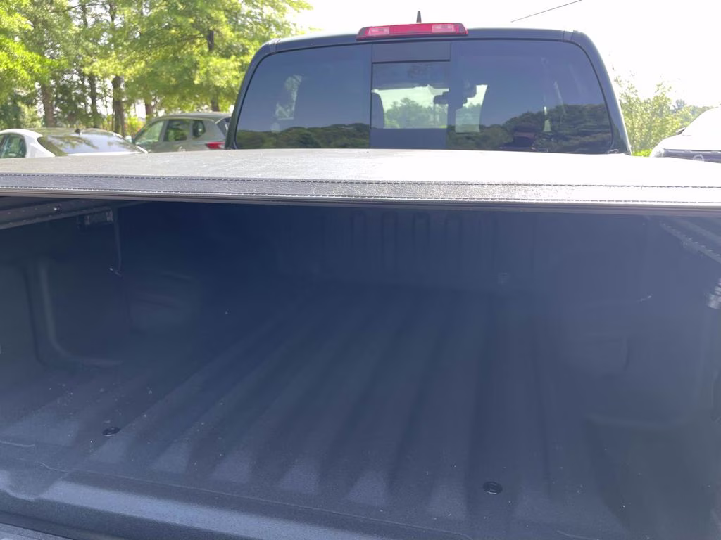 2026 Super Black Nissan Frontier PRO-4X 4X4 Truck