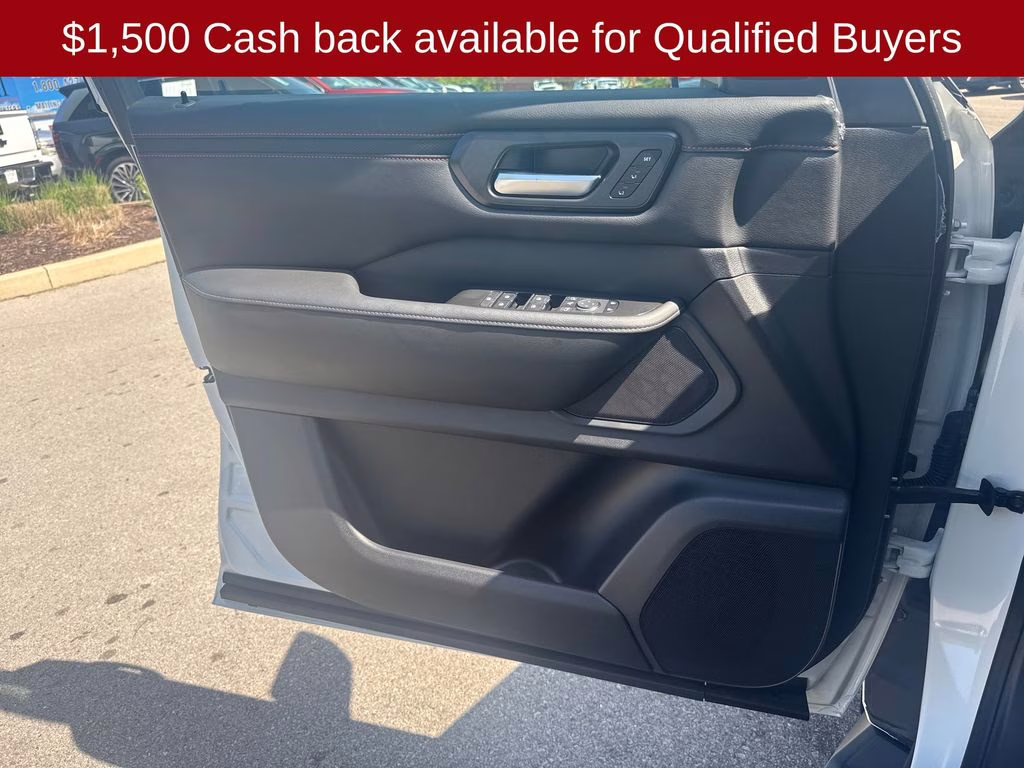 2026 Aspen White/Super Black Nissan Armada PRO-4X 4X4 SUV