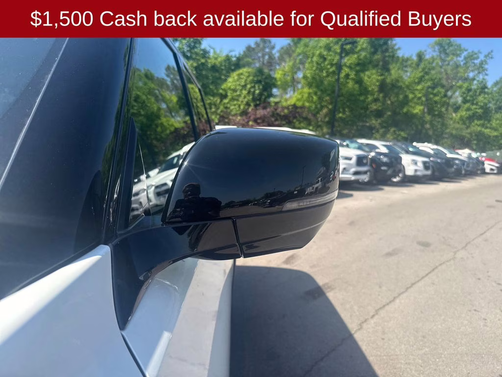 2026 Aspen White/Super Black Nissan Armada PRO-4X 4X4 SUV