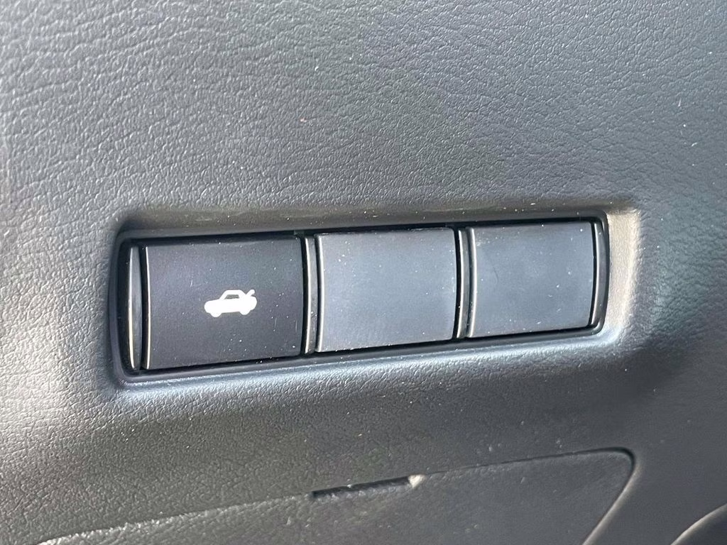 2026 Gun Metallic Nissan Sentra SV FWD Sedan