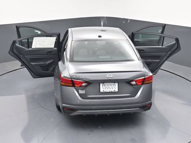 2026 Gun Metallic Nissan Altima 2.5 SV FWD Sedan