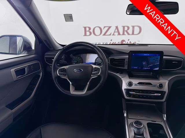 2022 White Metallic Ford Explorer XLT 4X4 SUV