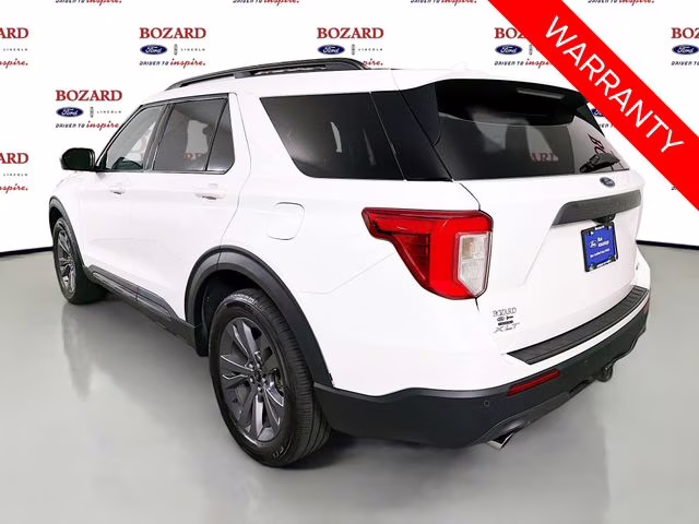 2022 White Metallic Ford Explorer XLT 4X4 SUV