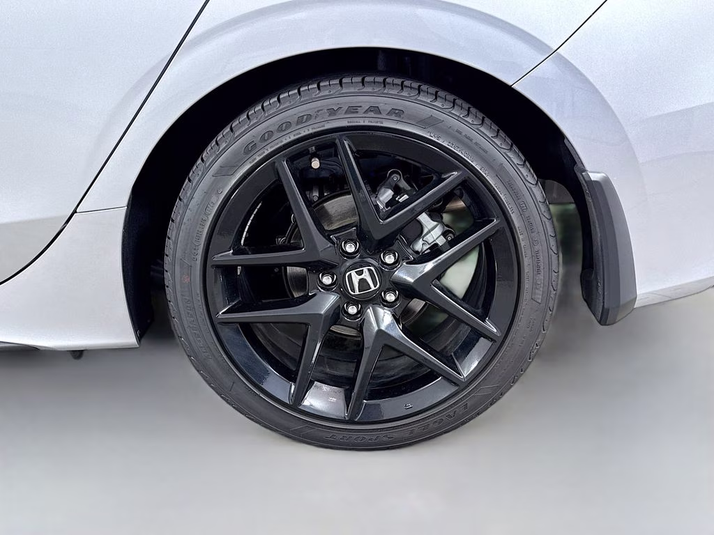 2025 Solar Silver Metallic Honda Civic Sport FWD Hatchback