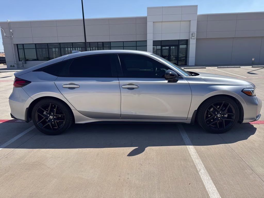 2025 Solar Silver Metallic Honda Civic Sport FWD Hatchback