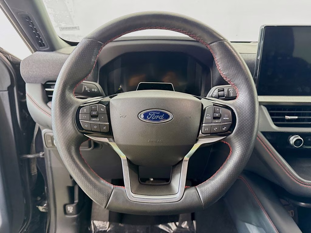 2025 Black Metallic Ford Explorer ST-Line 4X4 SUV