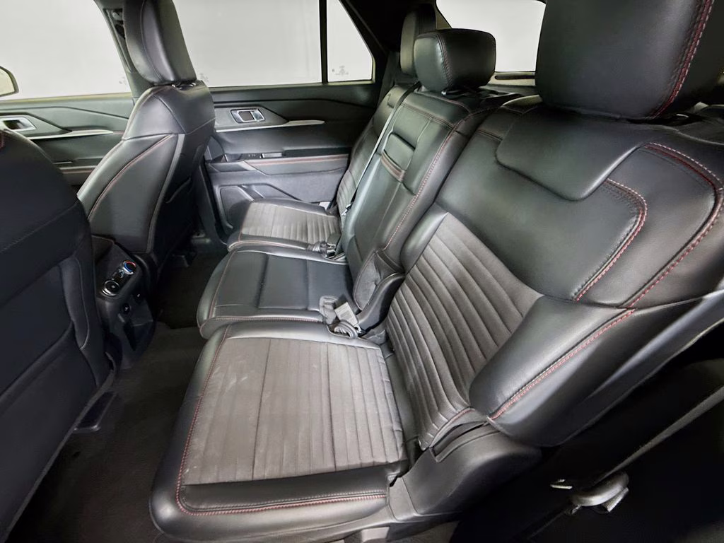 2025 Black Metallic Ford Explorer ST-Line 4X4 SUV