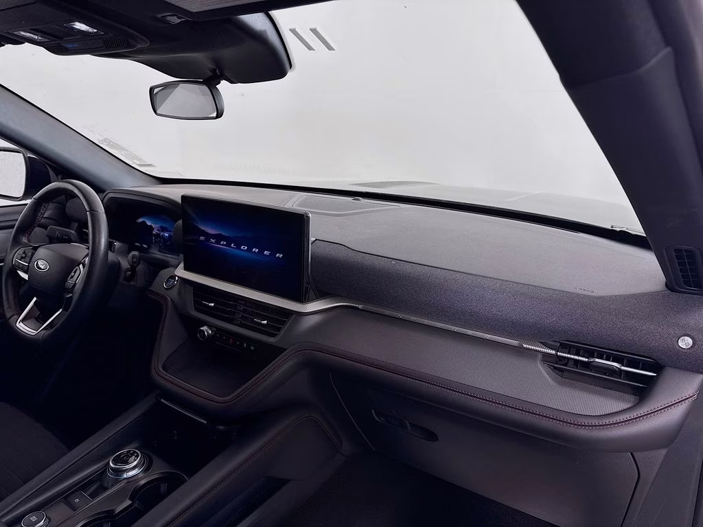 2025 Black Metallic Ford Explorer ST-Line 4X4 SUV