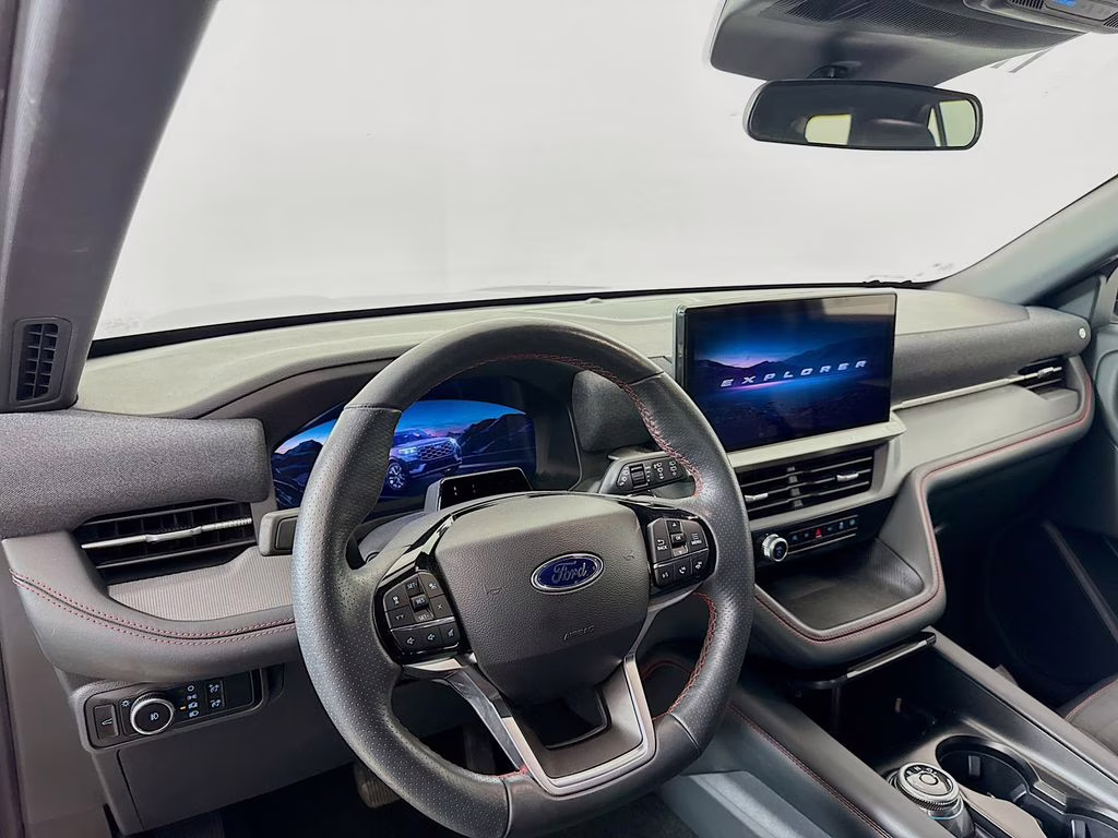 2025 Black Metallic Ford Explorer ST-Line 4X4 SUV