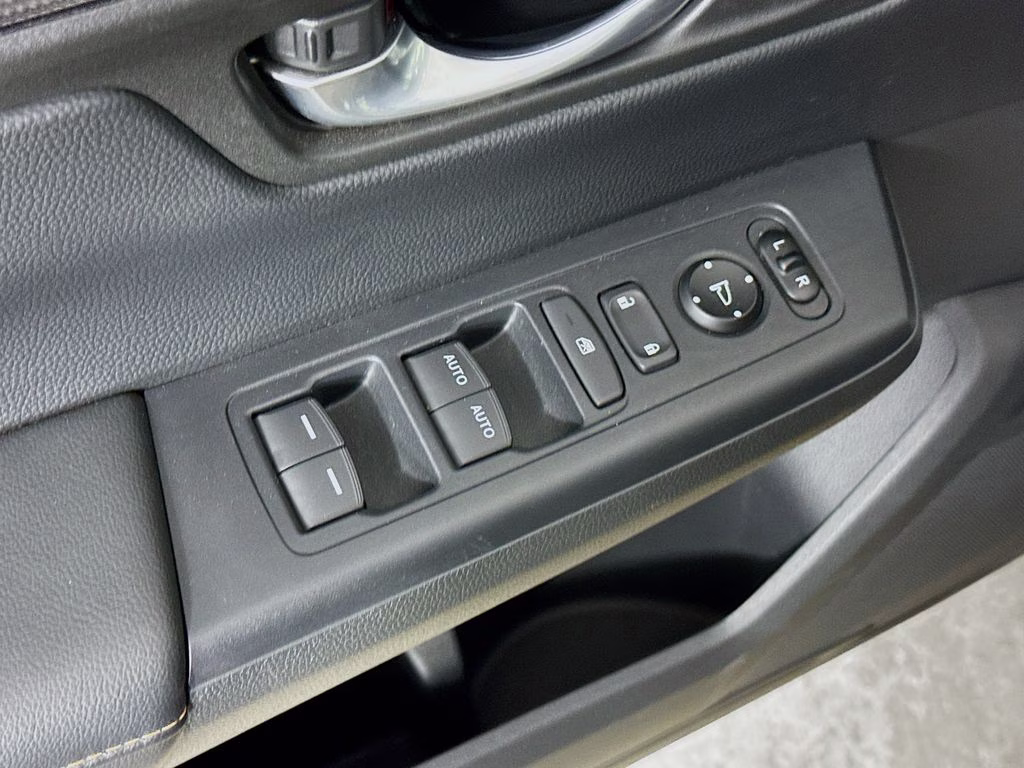 2023 Black Honda CR-V Hybrid Sport FWD SUV