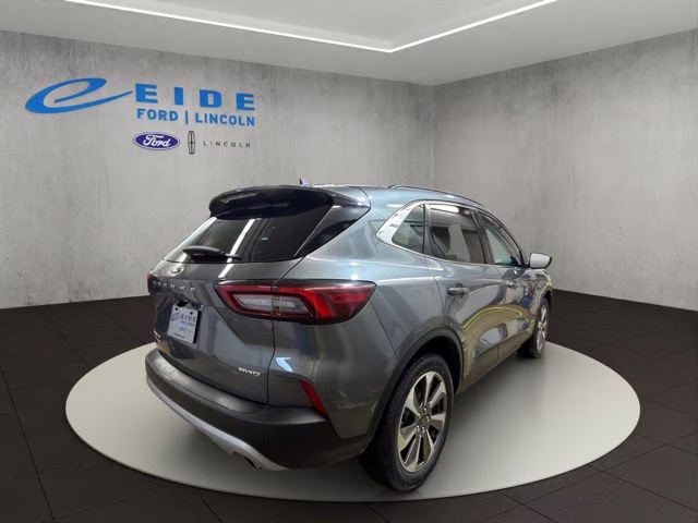 2024 Carbonized Gray Metallic Ford Escape Platinum AWD SUV