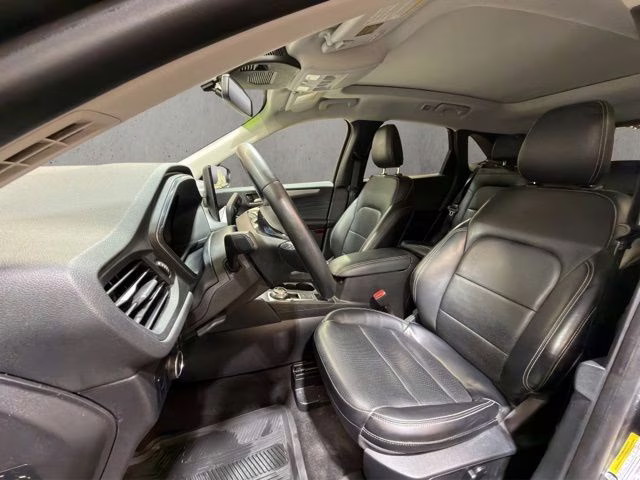 2024 Carbonized Gray Metallic Ford Escape Platinum AWD SUV