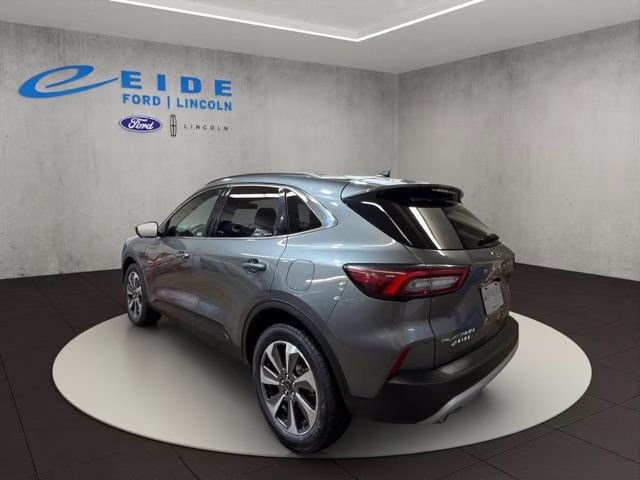 2024 Carbonized Gray Metallic Ford Escape Platinum AWD SUV