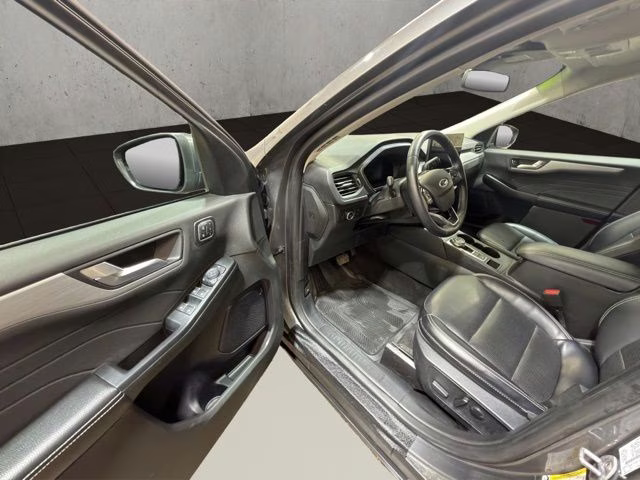 2024 Carbonized Gray Metallic Ford Escape Platinum AWD SUV