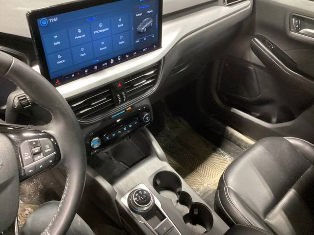 2024 Carbonized Gray Metallic Ford Escape Platinum AWD SUV