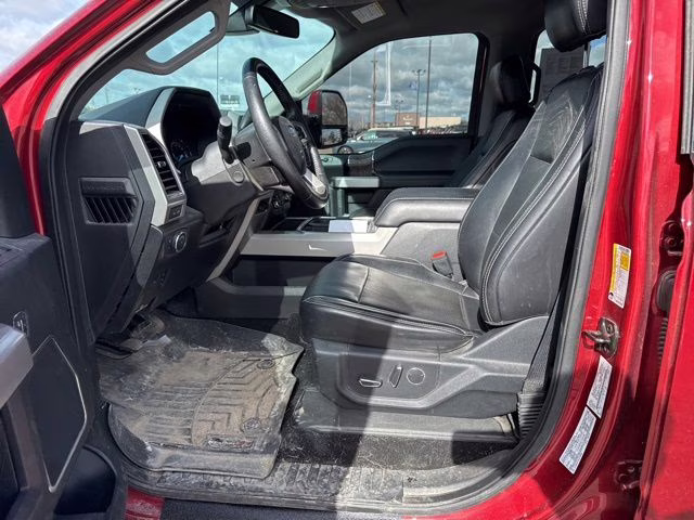 2019 Ruby Red Metallic Tinted Clearcoat Ford Super Duty F-350 SRW Lariat 4X4 Truck