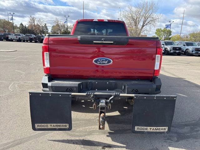 2019 Ruby Red Metallic Tinted Clearcoat Ford Super Duty F-350 SRW Lariat 4X4 Truck