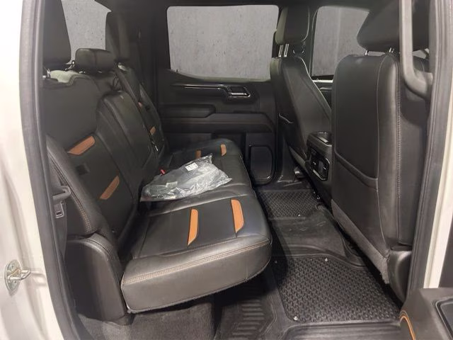 2022 Summit White GMC Sierra 1500 AT4 4X4 Truck