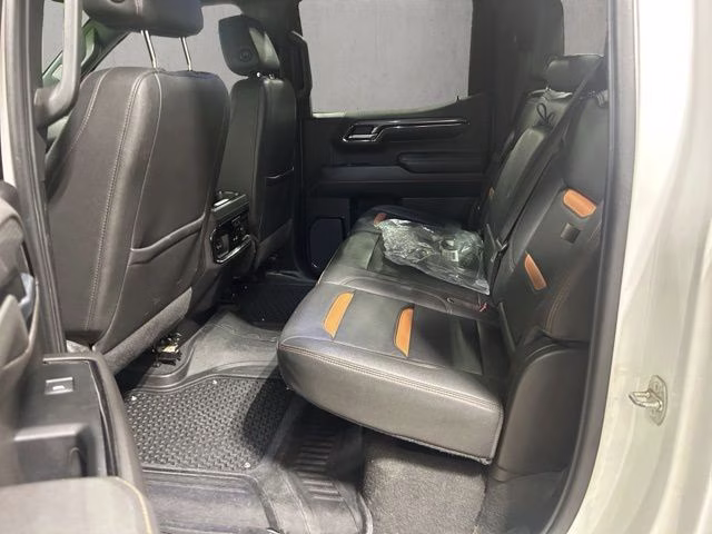 2022 Summit White GMC Sierra 1500 AT4 4X4 Truck