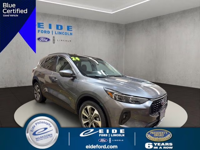 2024 Carbonized Gray Metallic Ford Escape Platinum AWD SUV