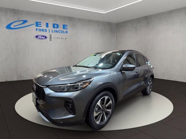 2024 Carbonized Gray Metallic Ford Escape Platinum AWD SUV