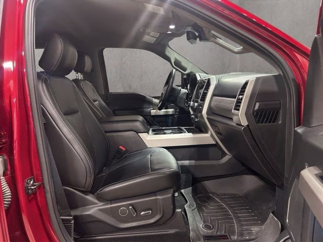 2019 Ruby Red Metallic Tinted Clearcoat Ford Super Duty F-350 SRW Lariat 4X4 Truck