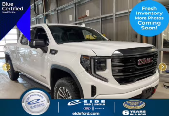 2022 Summit White GMC Sierra 1500 AT4 4X4 Truck