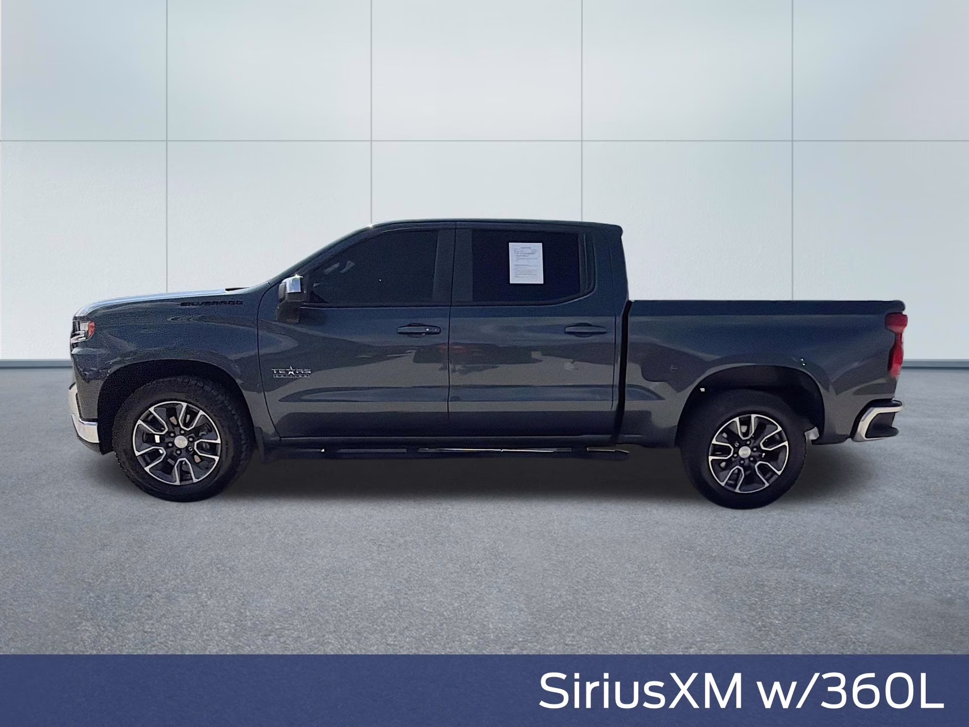 2021 Shadow Gray Metallic Chevrolet Silverado 1500 LT RWD Truck