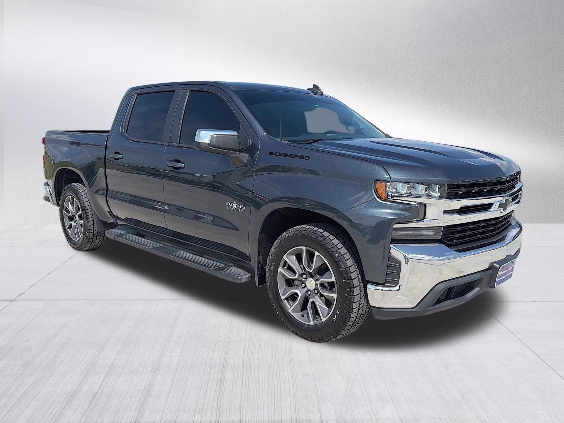 2021 Shadow Gray Metallic Chevrolet Silverado 1500 LT RWD Truck
