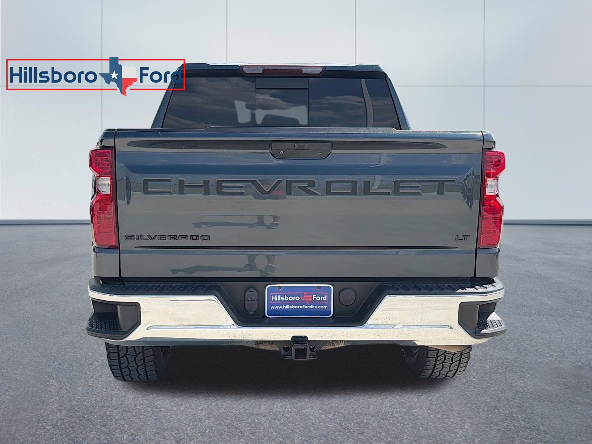 2021 Shadow Gray Metallic Chevrolet Silverado 1500 LT RWD Truck