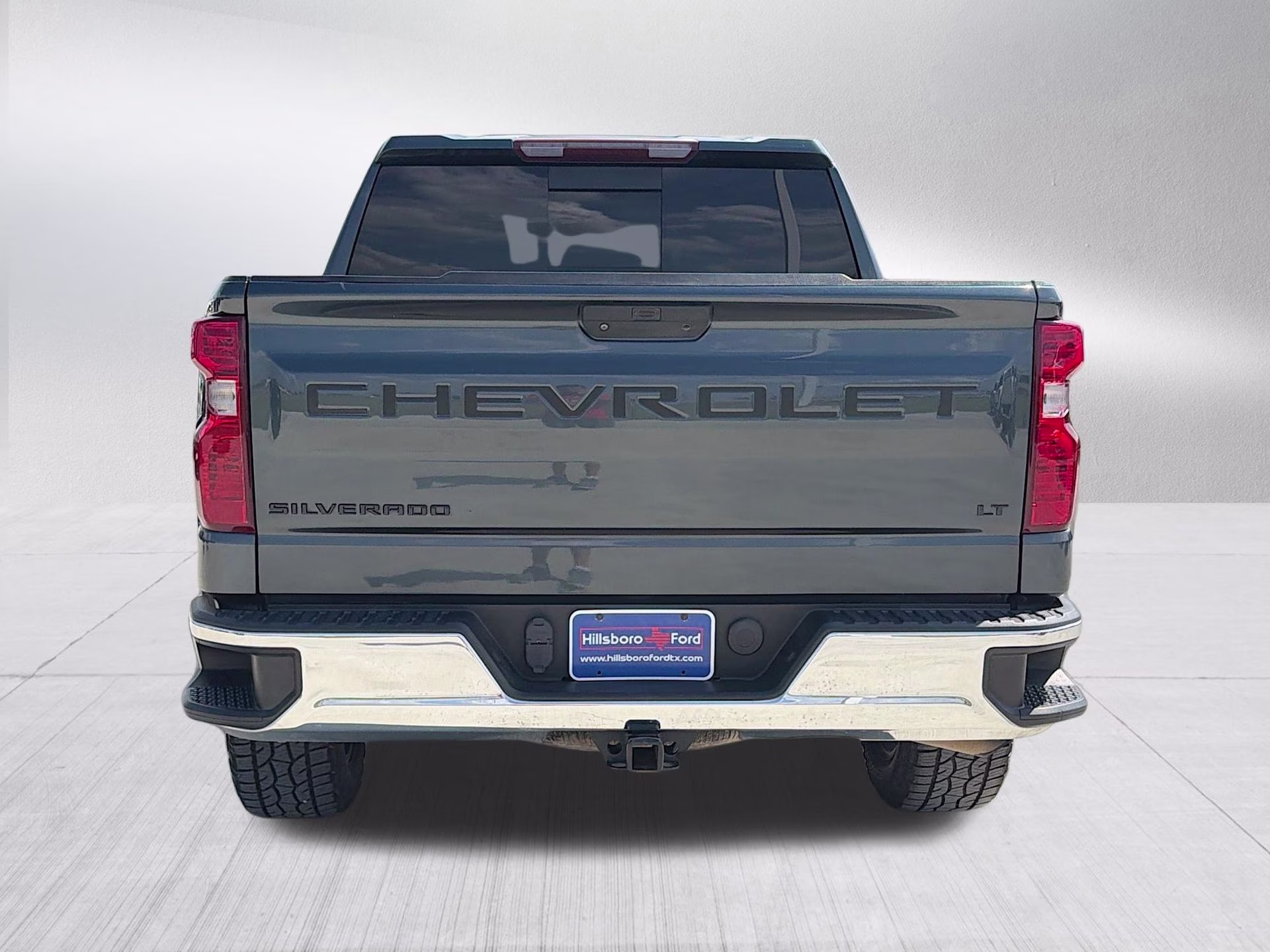 2021 Shadow Gray Metallic Chevrolet Silverado 1500 LT RWD Truck
