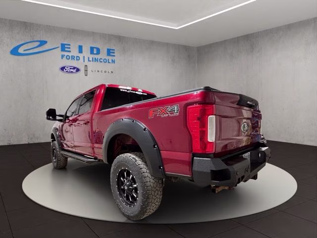 2019 Ruby Red Metallic Tinted Clearcoat Ford Super Duty F-350 SRW Lariat 4X4 Truck
