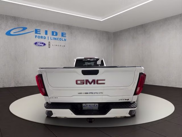 2022 Summit White GMC Sierra 1500 AT4 4X4 Truck