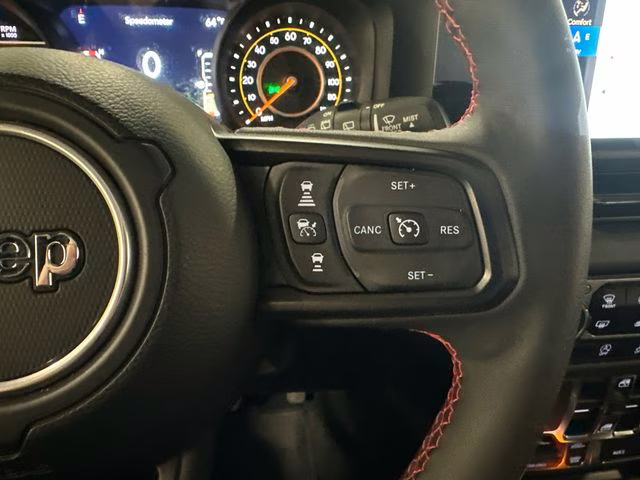 2024 Granite Crystal Metallic Clearcoat Jeep Wrangler Rubicon 4X4 SUV