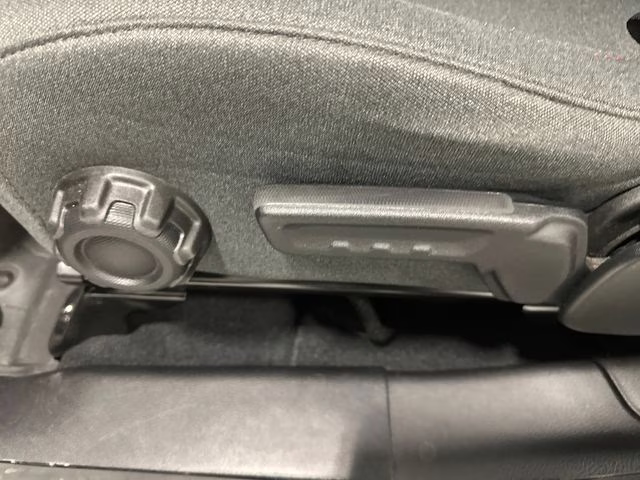 2024 Granite Crystal Metallic Clearcoat Jeep Wrangler Rubicon 4X4 SUV