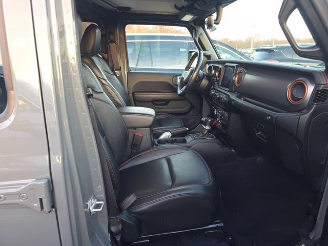 2022 Sting-Gray Clearcoat Jeep Gladiator Mojave 4X4 Truck