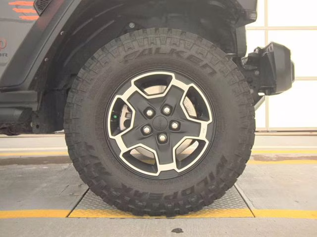 2022 Sting-Gray Clearcoat Jeep Gladiator Mojave 4X4 Truck