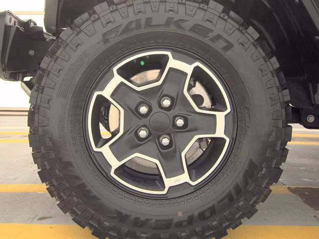 2022 Sting-Gray Clearcoat Jeep Gladiator Mojave 4X4 Truck