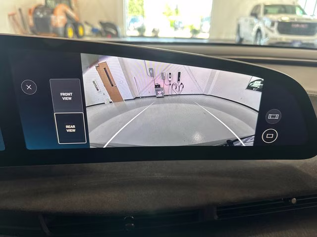2022 Cosmos Silver Lucid Air Grand Touring AWD Sedan